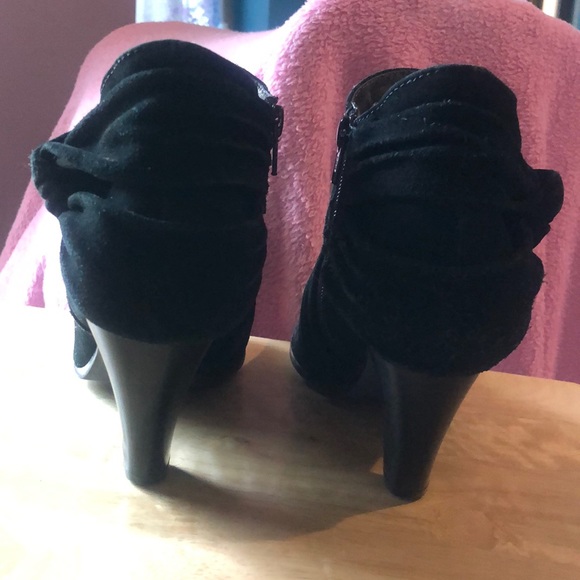 Andrew Gellar black suede ankle boots - Picture 4 of 7